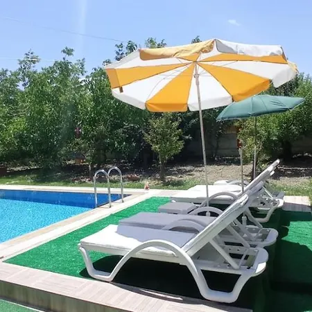 Lägenhet Pleasant With Private Pool Surrounded By Nature In *