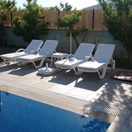 Pleasant With Private Pool Surrounded By Nature In Lägenhet
