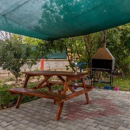 Lägenhet Pleasant With Private Pool Surrounded By Nature In *