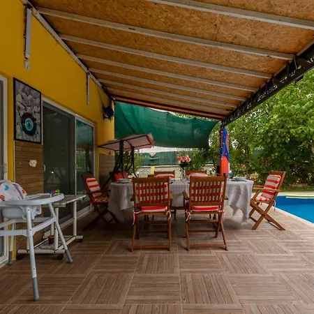 Pleasant With Private Pool Surrounded By Nature In *