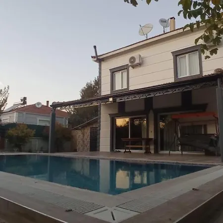 Apartment Pleasant With Private Pool Surrounded By Nature In *