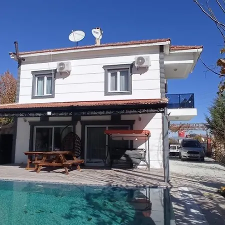 Apartment Pleasant With Private Pool Surrounded By Nature In